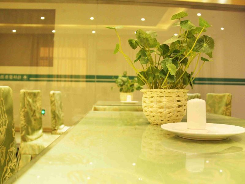 Greentree Inn Shandong Qingdao Development District Sdust Express Hotel Exterior photo