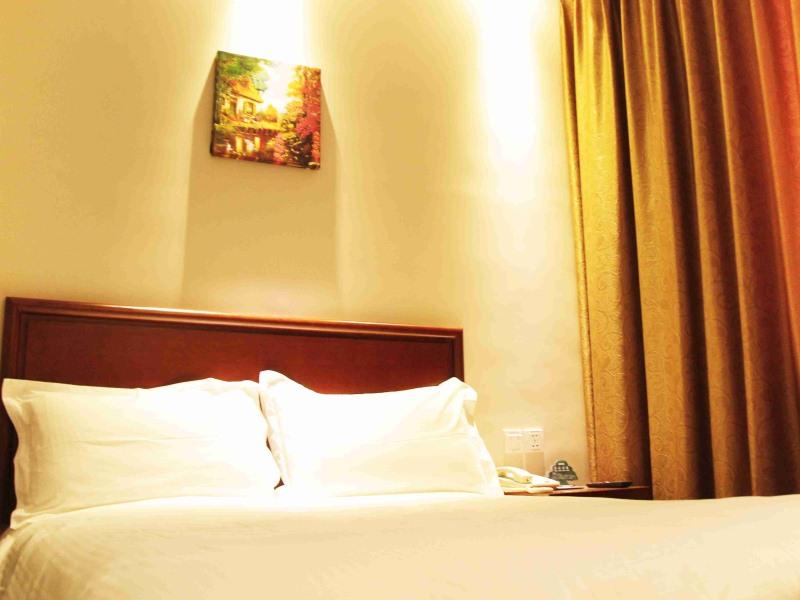 Greentree Inn Shandong Qingdao Development District Sdust Express Hotel Exterior photo